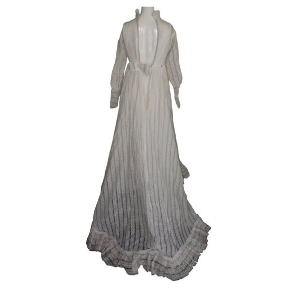 Vintage WEDDING Dress, XXS, All Lace, Long sleeve, POOFY skirt w/Train, 60s/70s - Picture 6 of 12